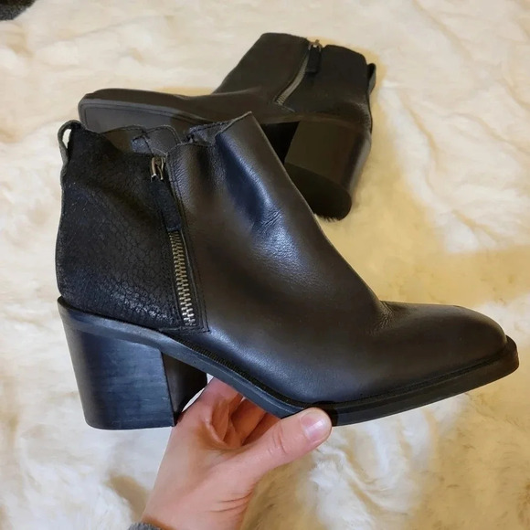 Crown Vintage Block Heel Black Leather Fashion Ankle Boots Zip 7 - Picture 2 of 7